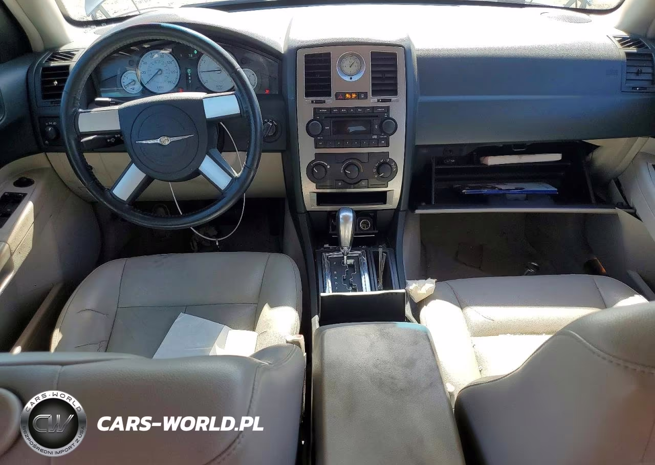 2006 Chrysler 300 Touring VIN:2C3LA53G26H106880 - 8