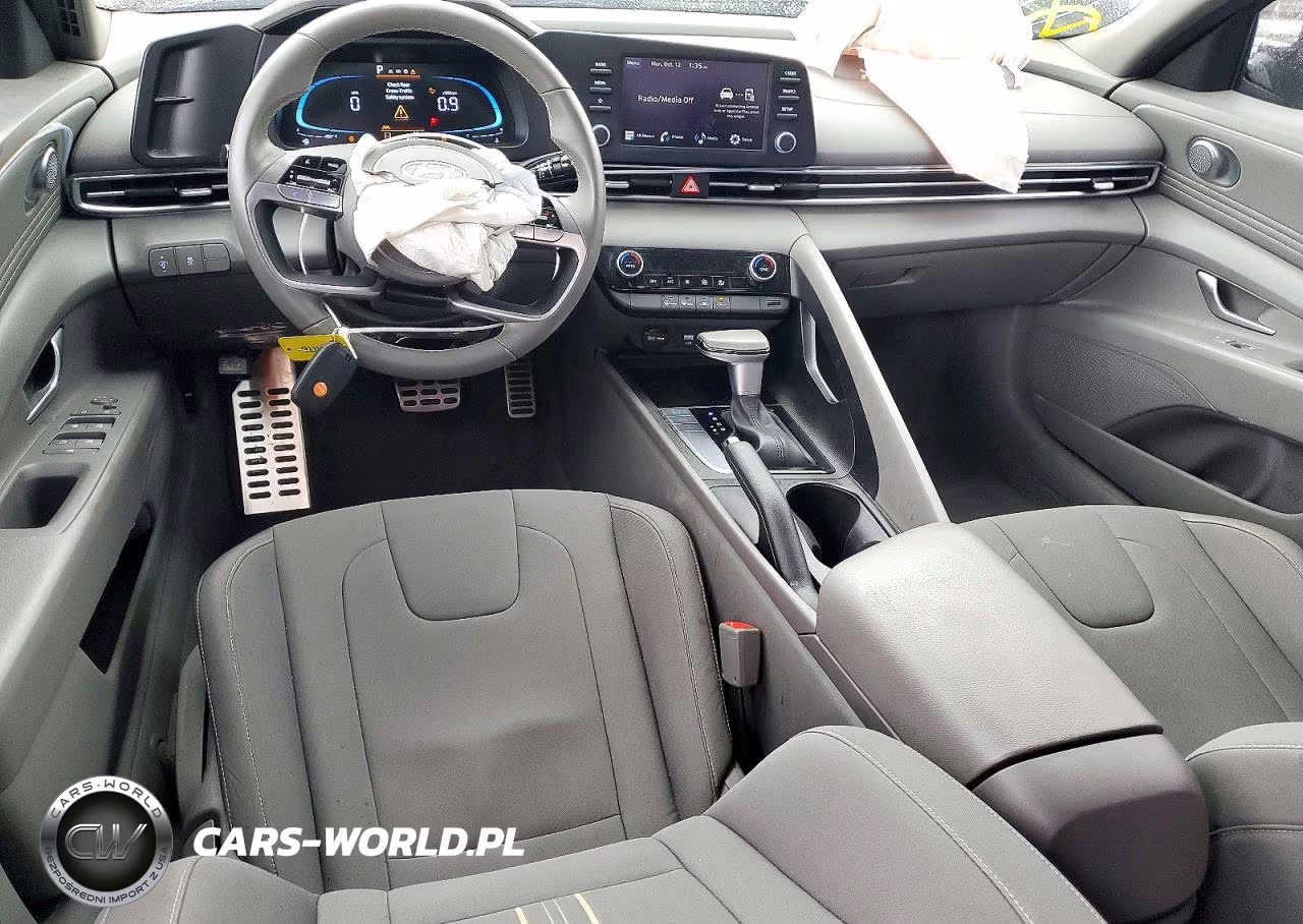 2025 Hyundai Elantra Sel Sport VIN:KMHLM4DG3SU039592 - 8