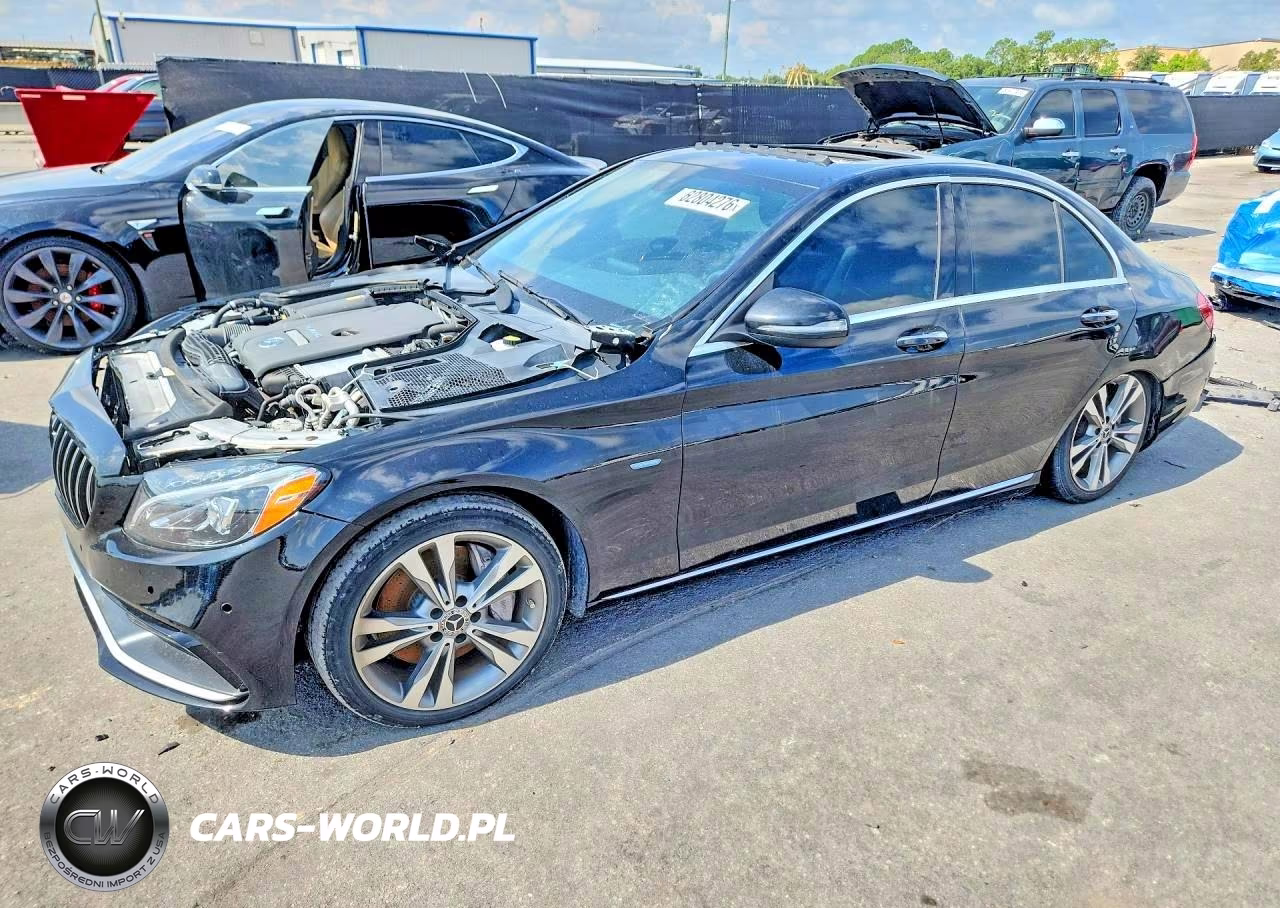 2018 Mercedes-Benz C 350E VIN:55SWF4HB4JU244371 - 1