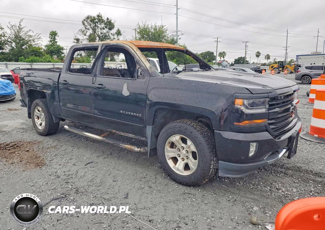 2017 Chevrolet Silverado K1500 Lt VIN:3GCUKREC4HG219845 - 4