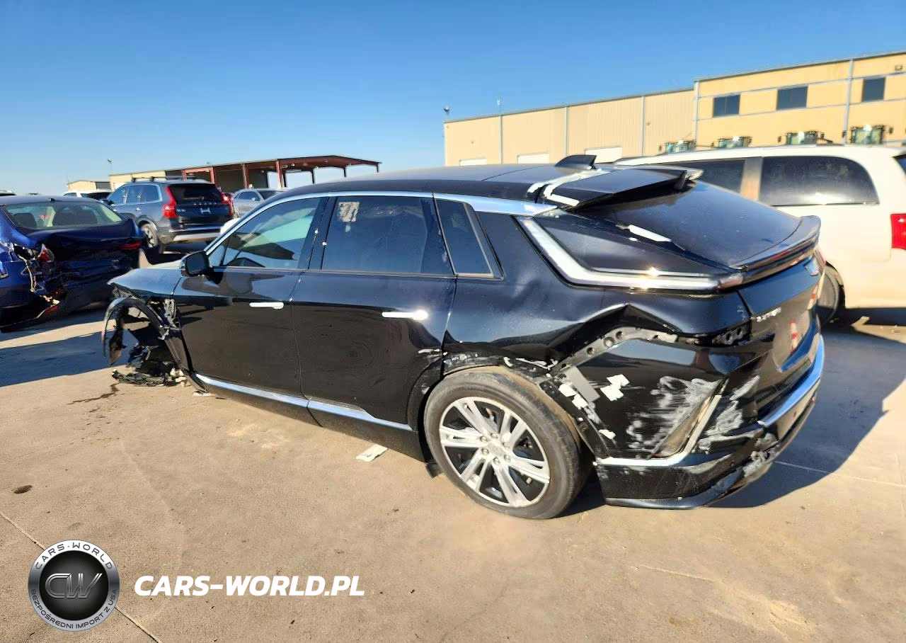 2024 Cadillac Lyriq Tech VIN:1GYKPMRK7RZ108702 - 2