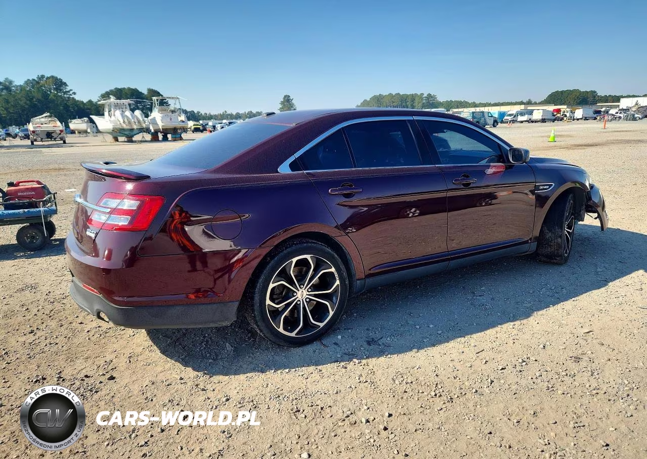 2018 Ford Taurus Sho VIN:1FAHP2KT0JG132370 - 3