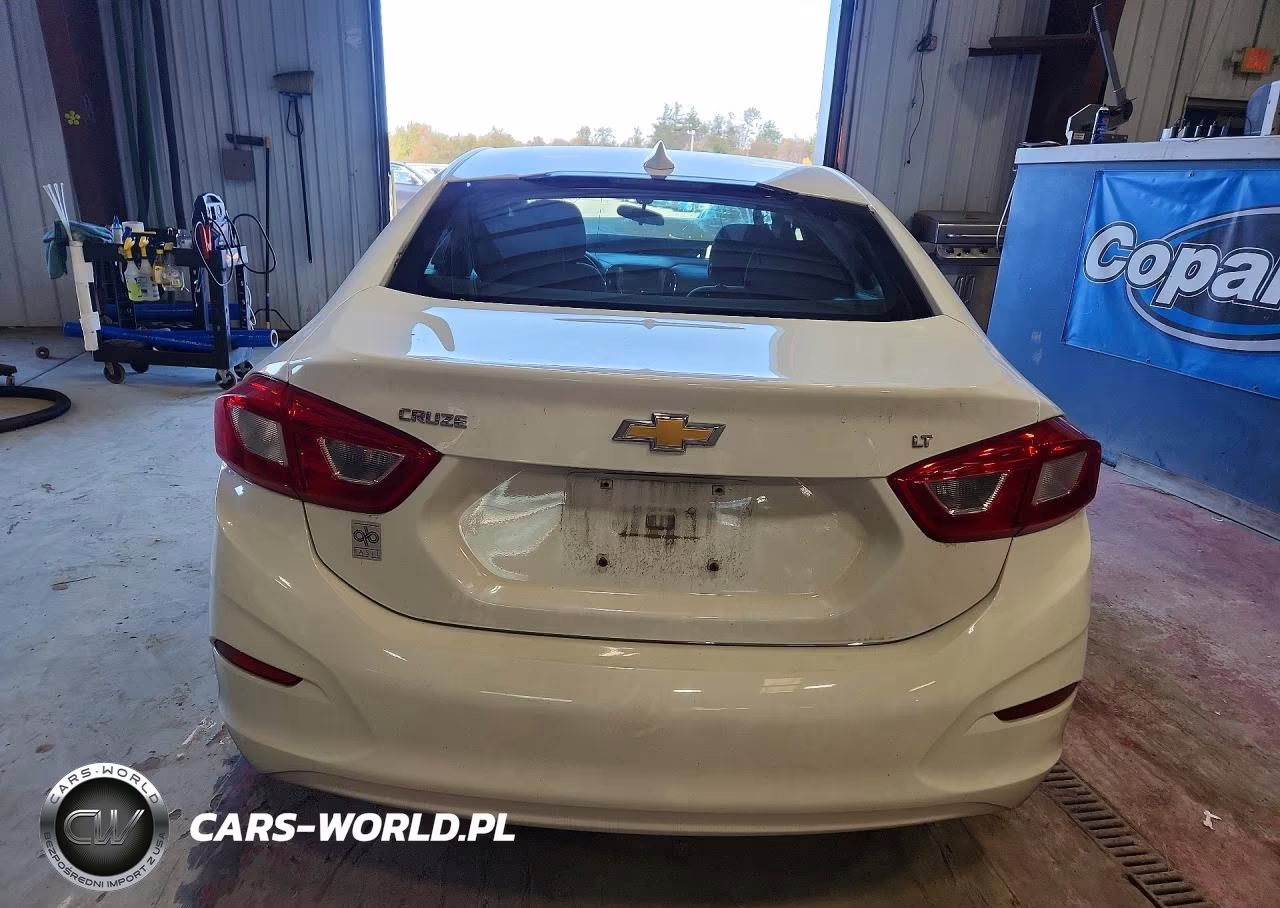 2017 Chevrolet Cruze Lt VIN:1G1BE5SM9H7233295 - 6
