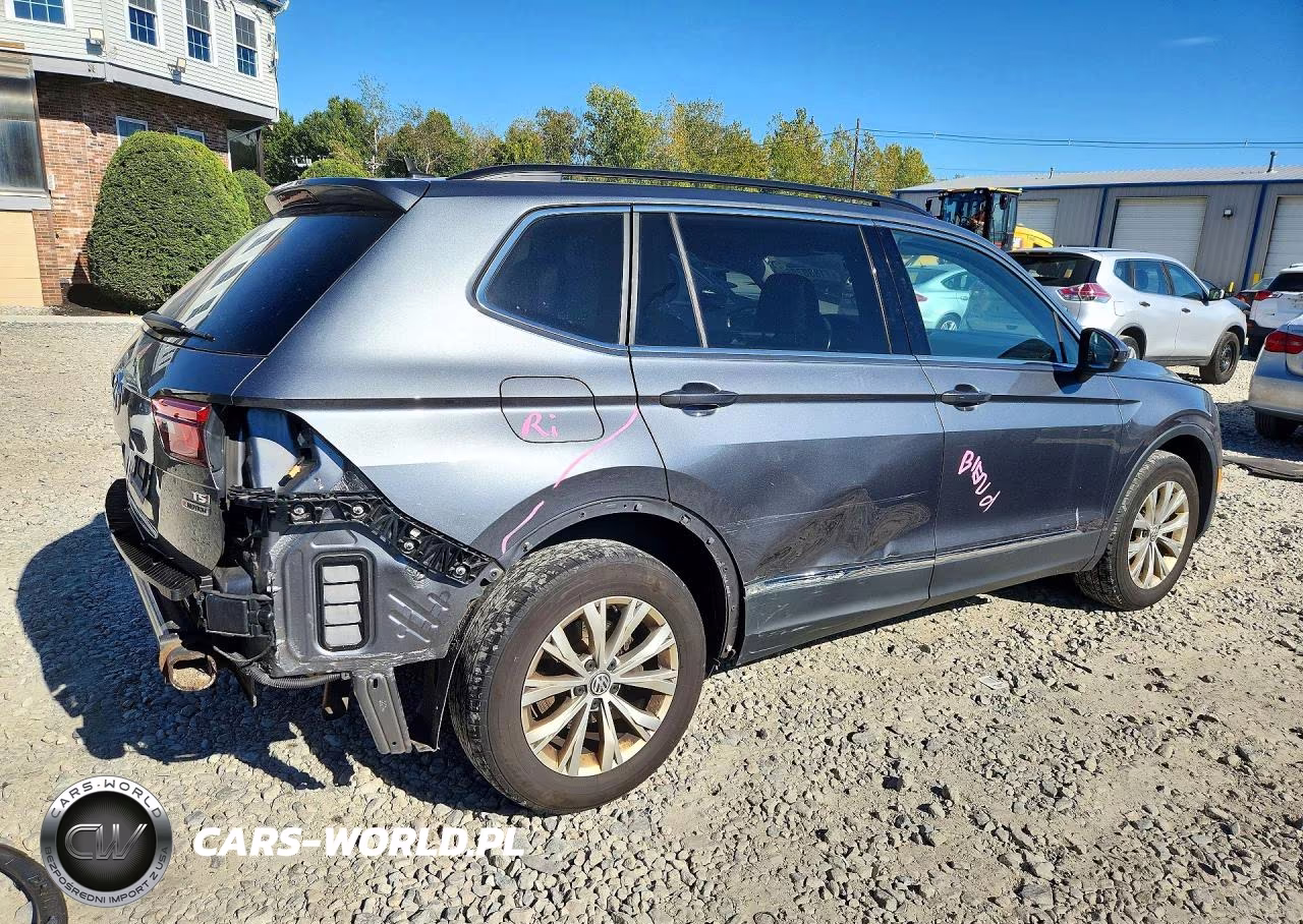 2018 Volkswagen Tiguan Se VIN:3VV2B7AX3JM125890 - 3