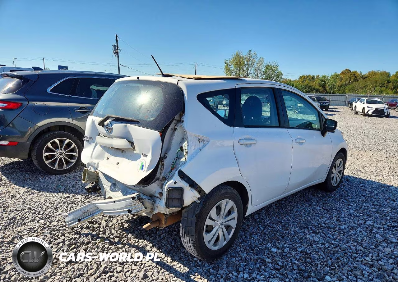 2018 Nissan Versa Note Sv VIN:3N1CE2CPXJL357552 - 3