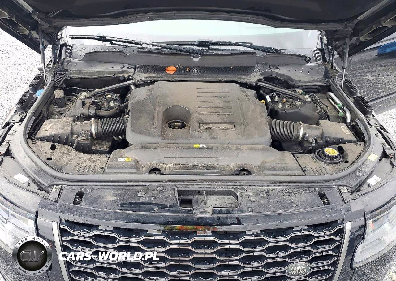 2020 Land Rover Range Rover VIN:SALGR2SU2LA402738 - 12