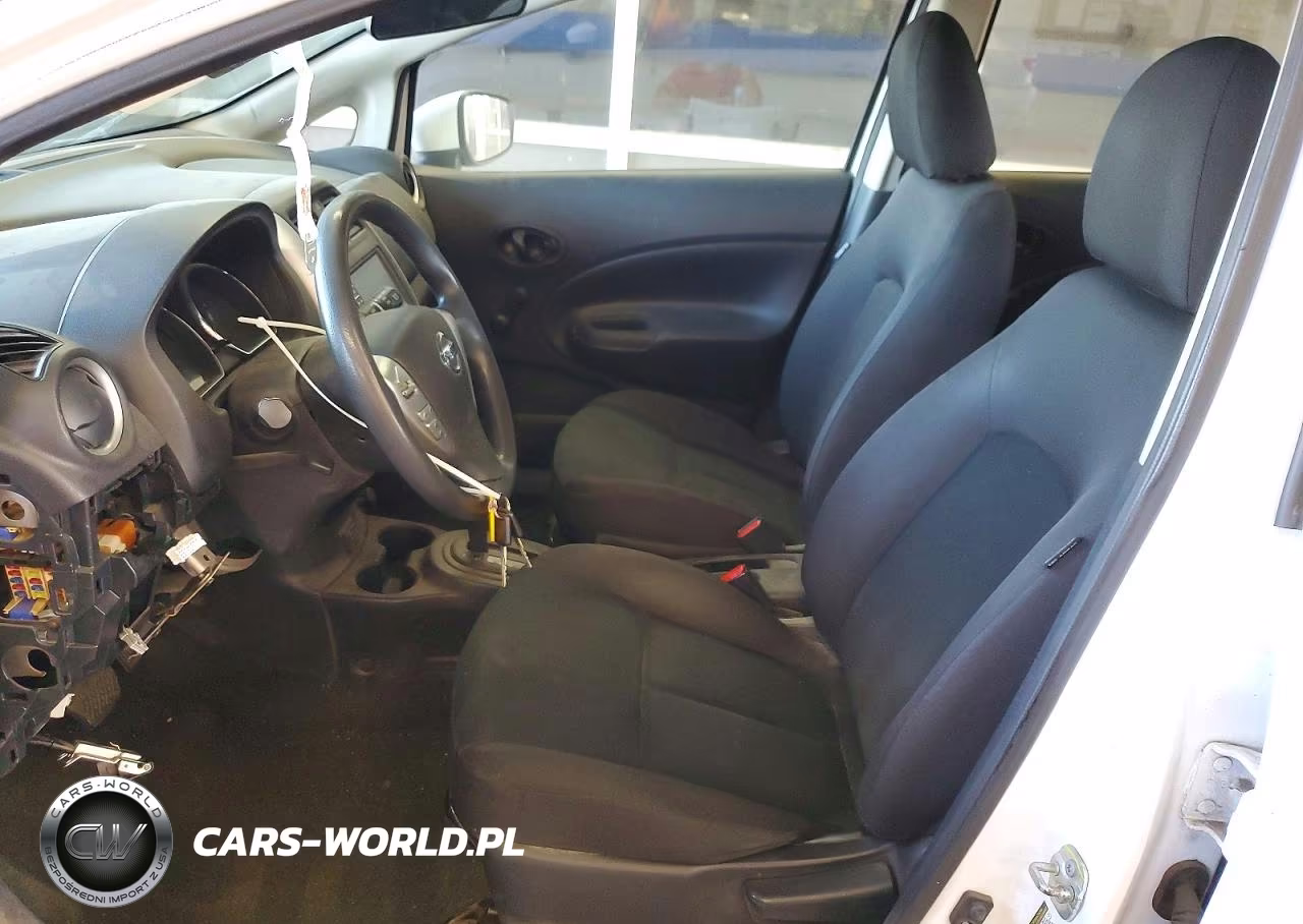 2019 Nissan Versa Note S VIN:3N1CE2CP1KL360423 - 7