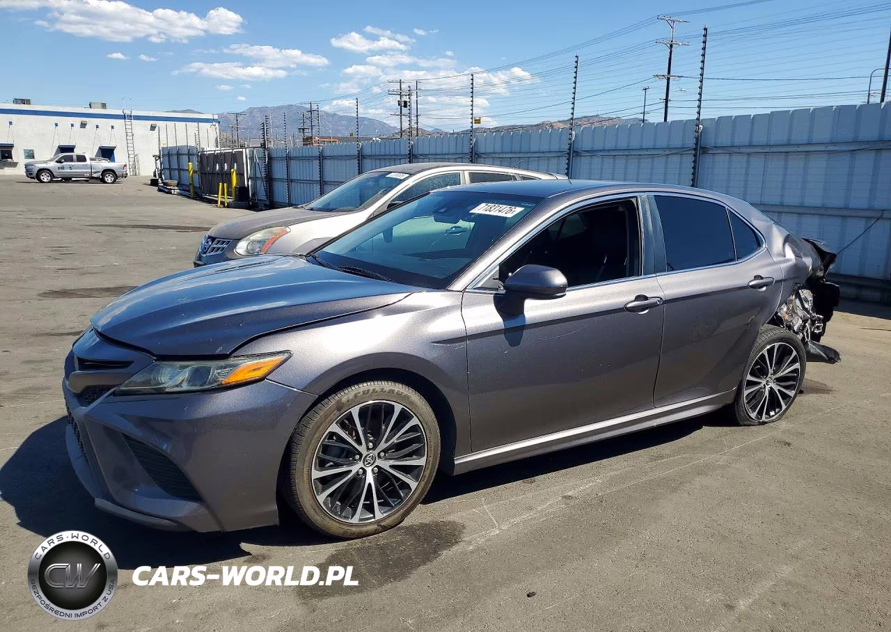 2020 Toyota Camry Se VIN:4T1G11AK3LU340219 - 1