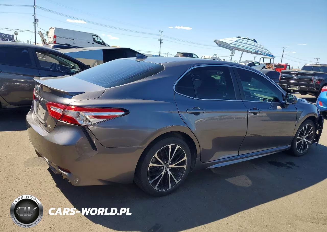 2020 Toyota Camry Se VIN:4T1G11AK3LU340219 - 3