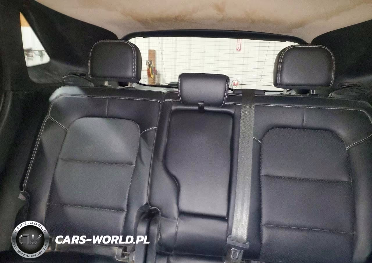 2020 Ford Escape Titanium VIN:1FMCU9J94LUB16278 - 10