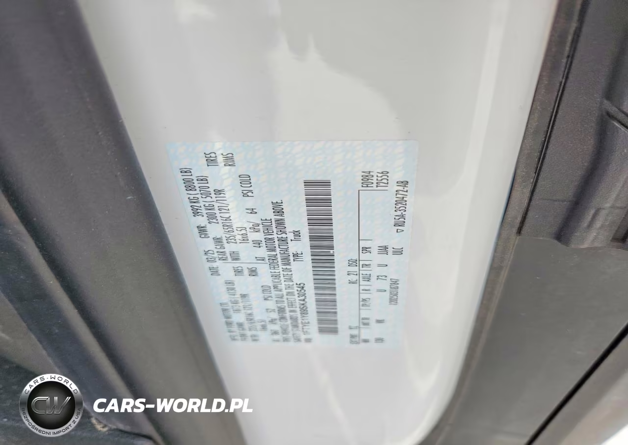 2025 Ford Transit 150 Delivery Van VIN:1FTYE1Y89SKA30545 - 13