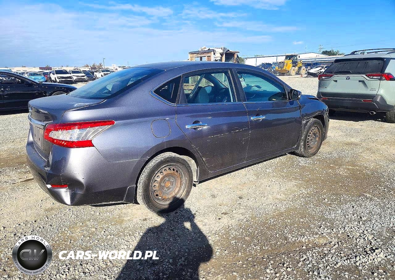 2015 Nissan Sentra S VIN:3N1AB7AP3FY368578 - 3