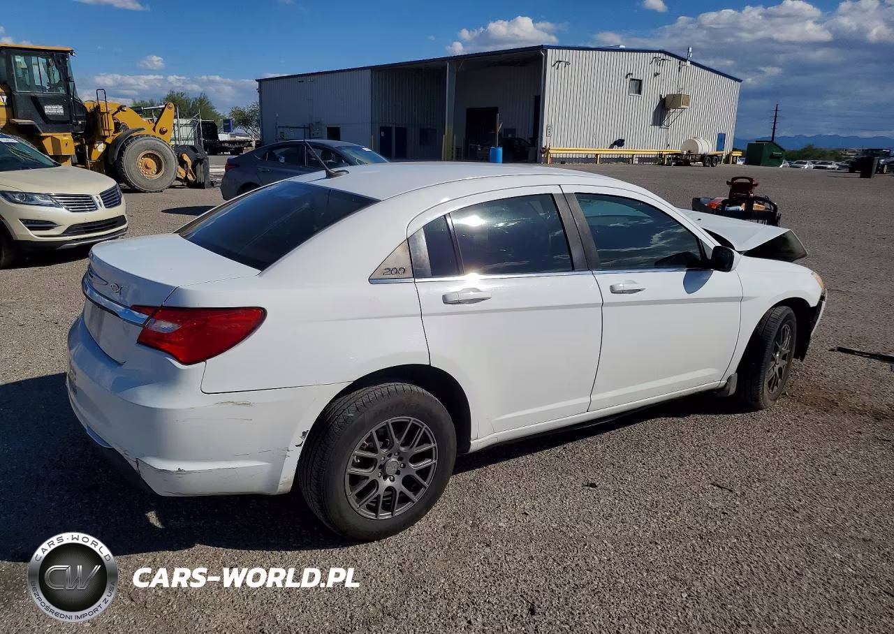 2014 Chrysler 200 Lx VIN:1C3CCBAB4EN168061 - 3