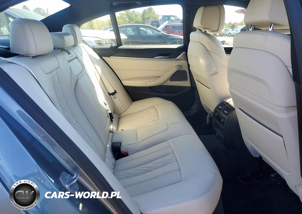 2021 BMW M550Xi VIN:WBA13BK03MCG04585 - 10