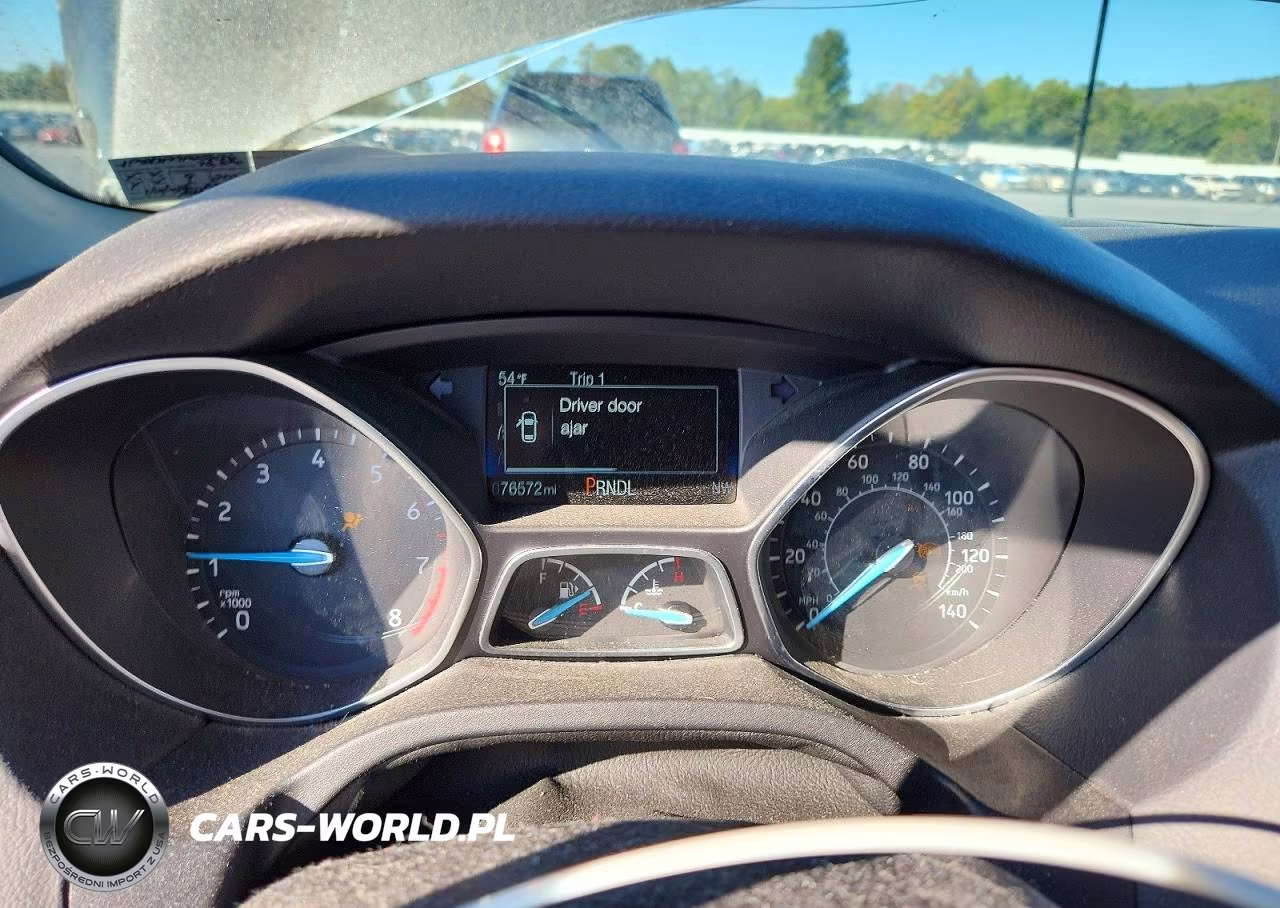 2015 Ford Focus Se VIN:1FADP3F29FL252186 - 9