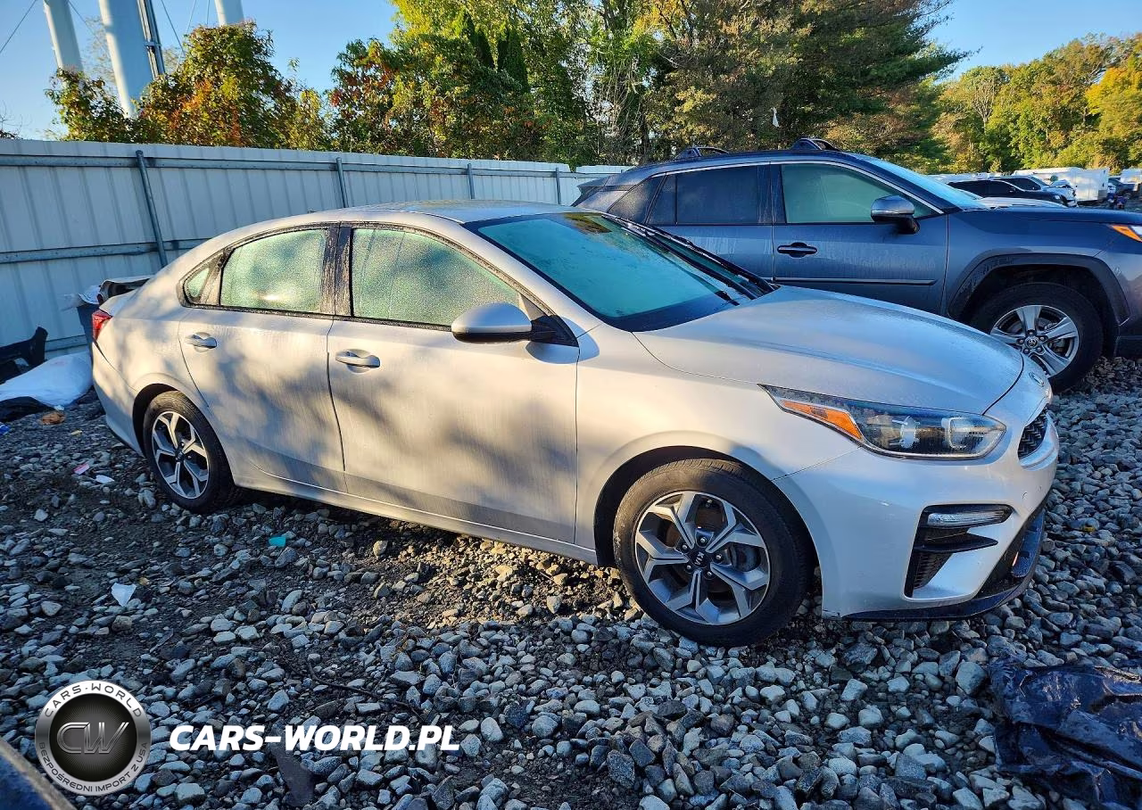 2020 Kia Forte Lxs VIN:3KPF24AD5LE204964 - 4