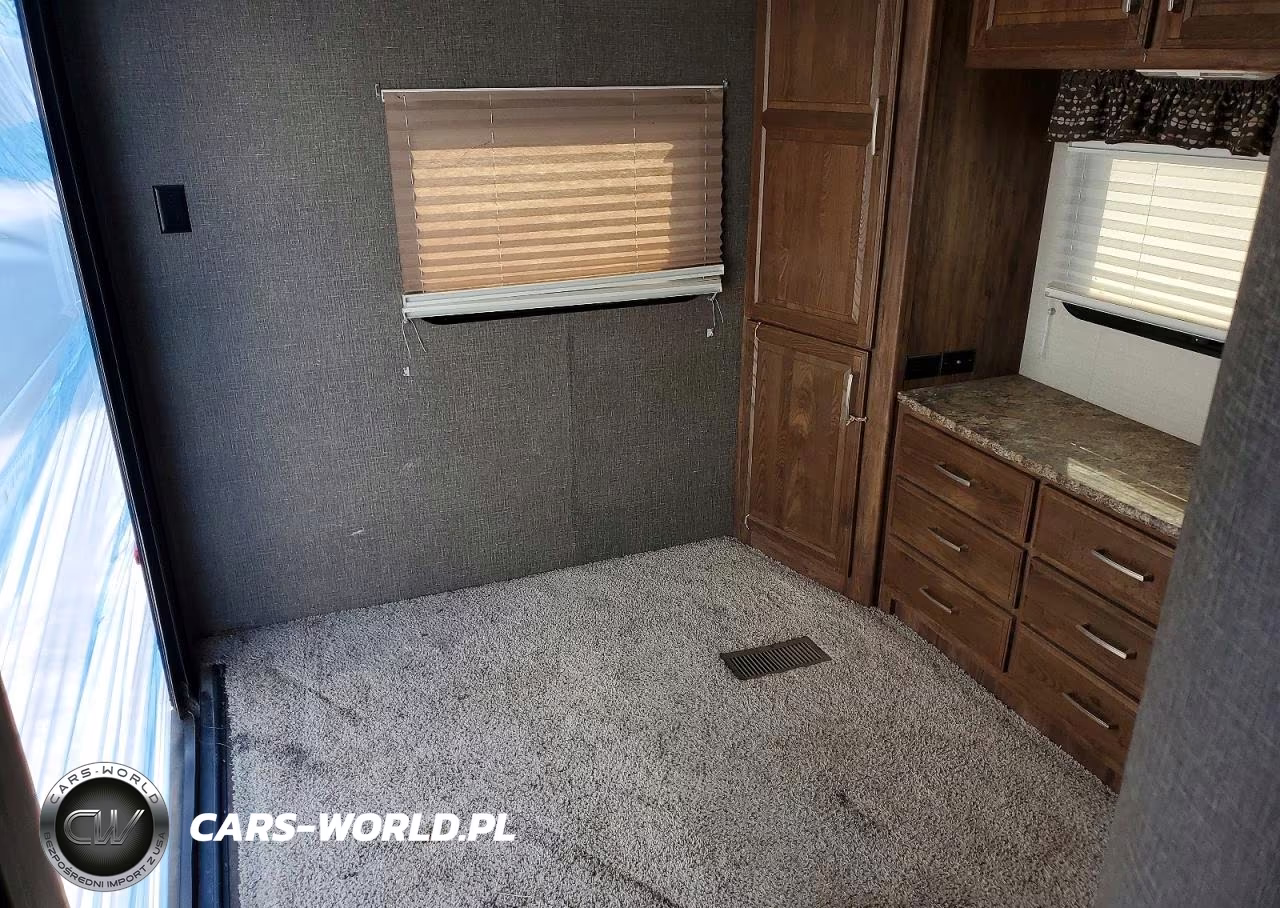 2015 Keys Cougar VIN:4YDF33727F2506669 - 9