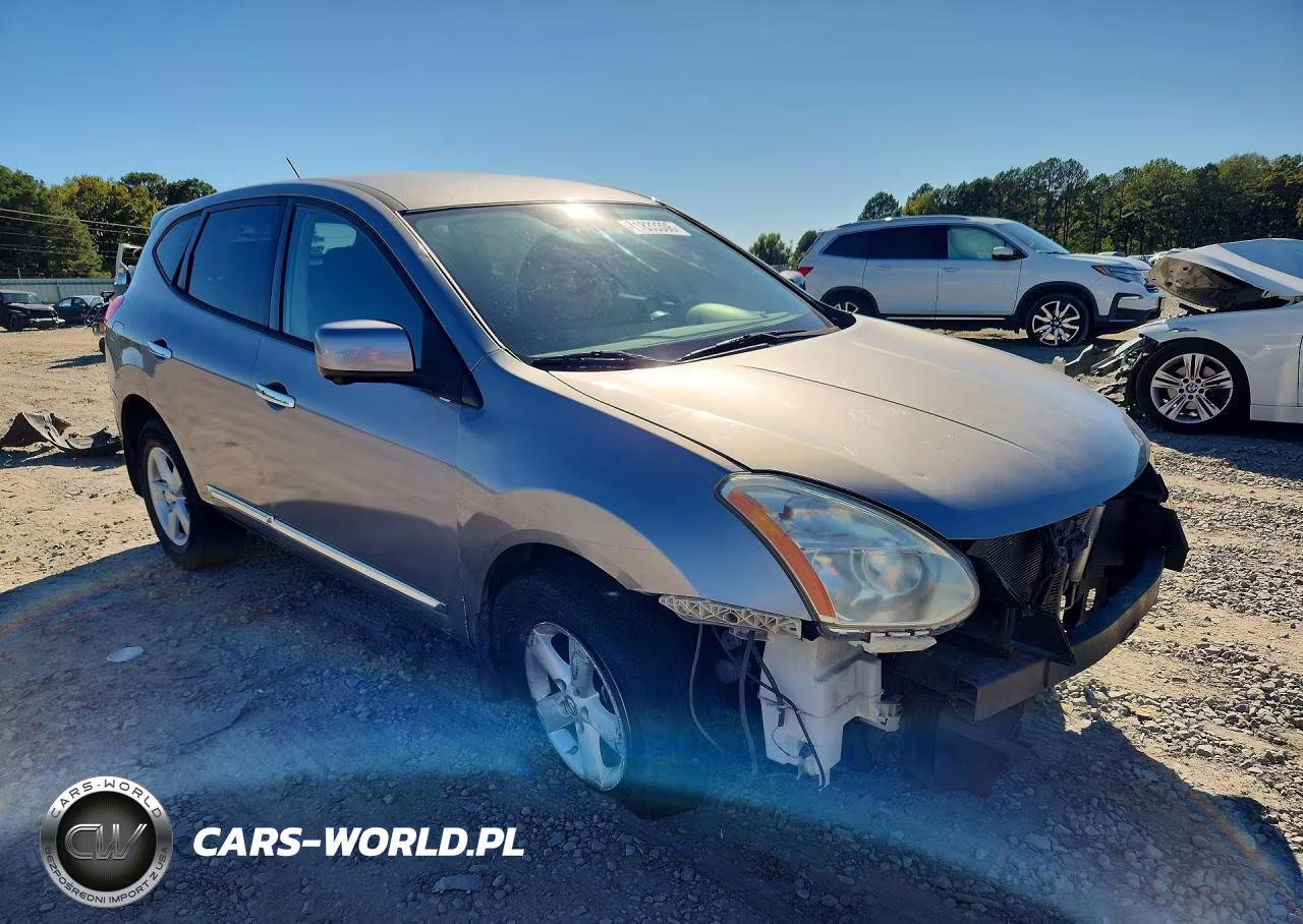 2013 Nissan Rogue S VIN:JN8AS5MT9DW032078 - 4