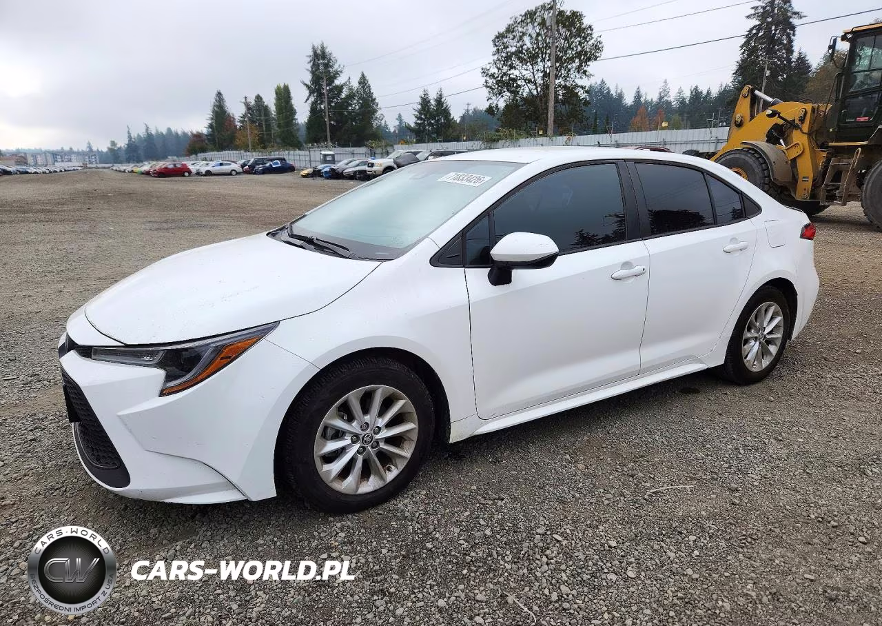 2021 Toyota Corolla Le – zdjęcie 1 z 12