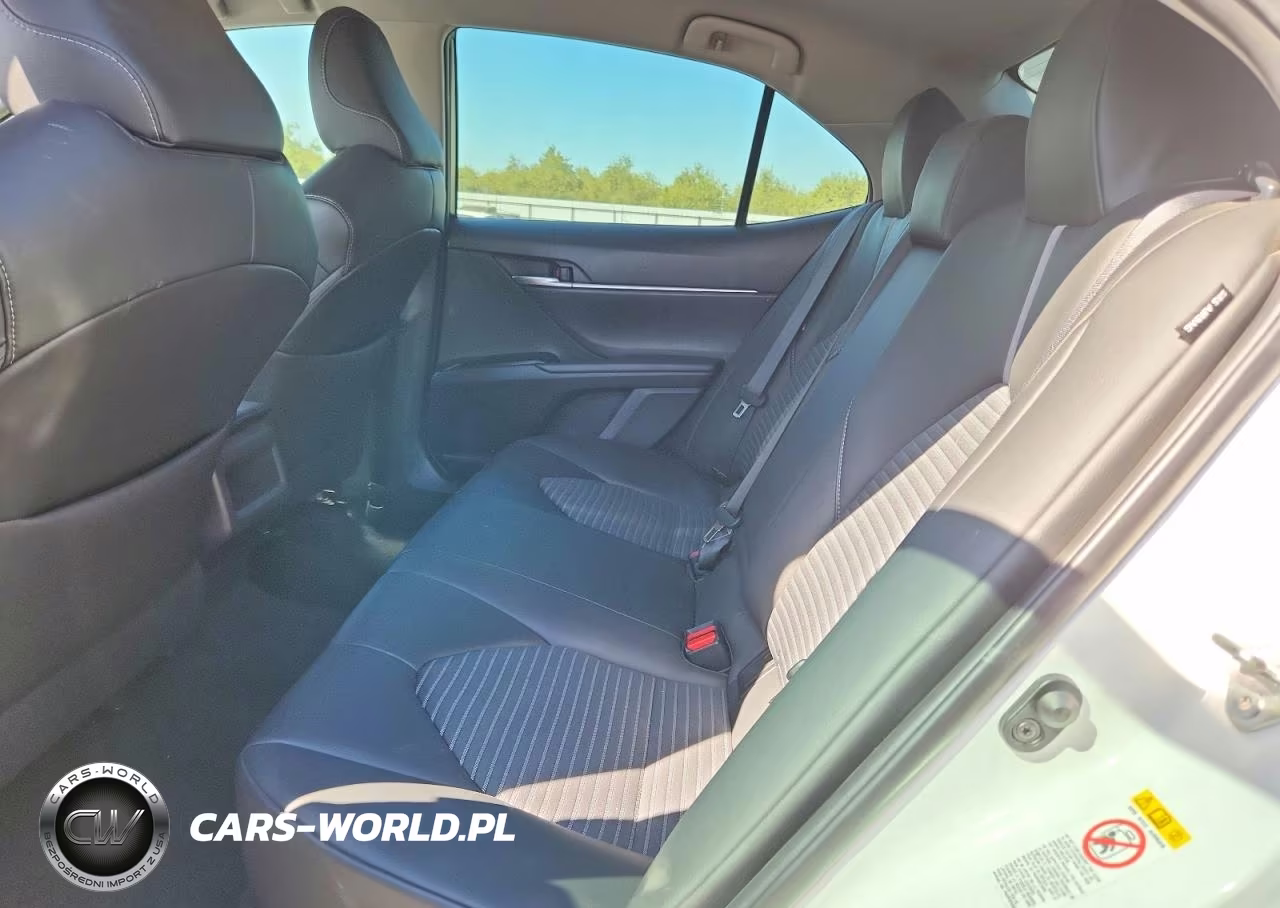 2018 Toyota Camry Se VIN:4T1B11HKXJU514879 - 10