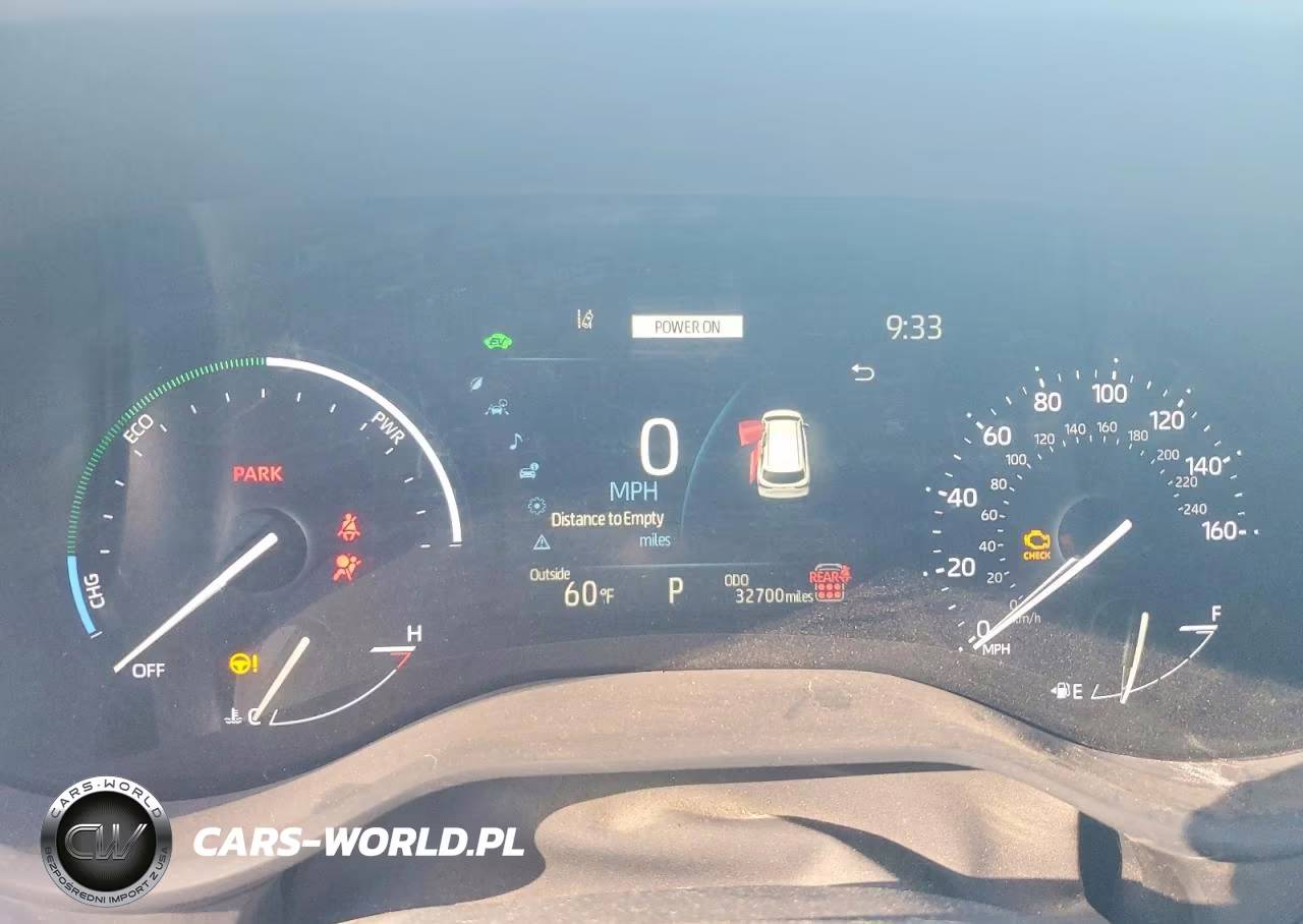 2025 Toyota Sienna Le VIN:5TDBSKFC9SS189456 - 9