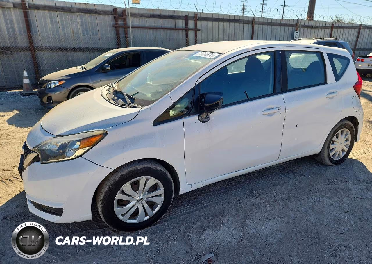 2017 Nissan Versa Note S Plus VIN:3N1CE2CP3HL352185 - 1