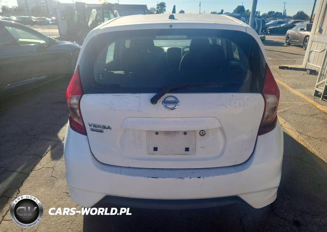 2017 Nissan Versa Note S Plus VIN:3N1CE2CP3HL352185 - 6
