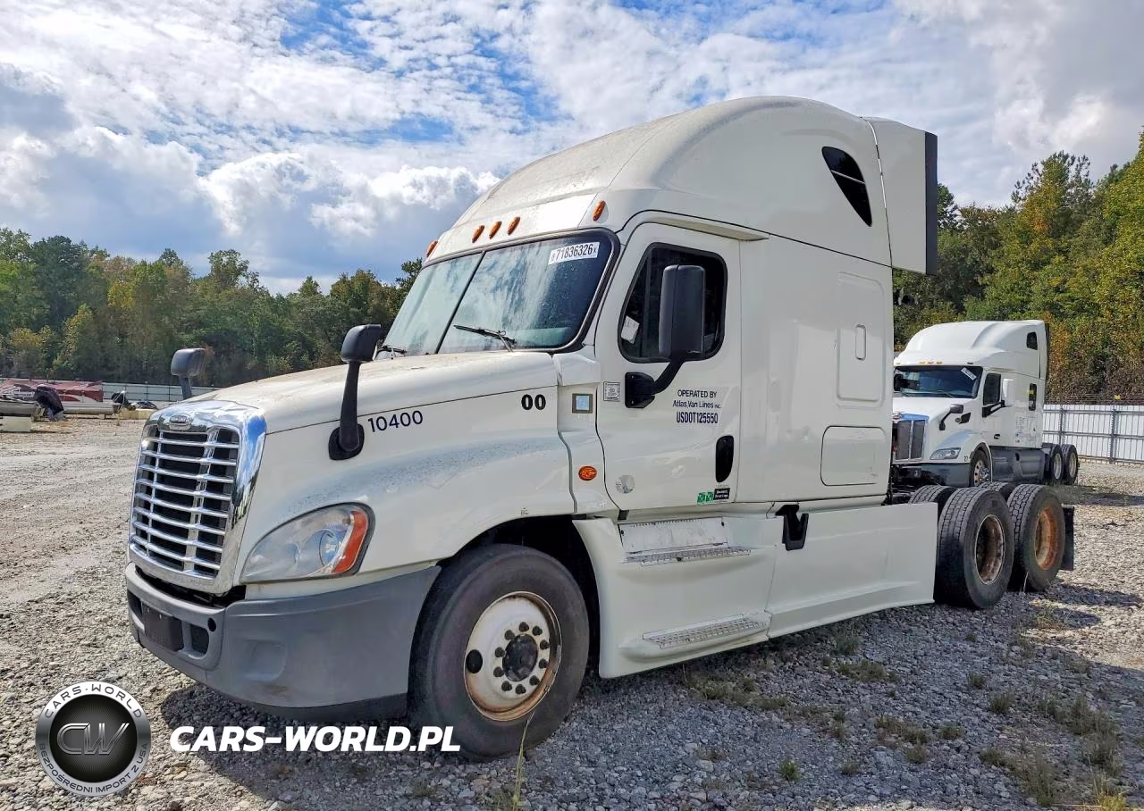 2015 Freightliner Cascadia 125
