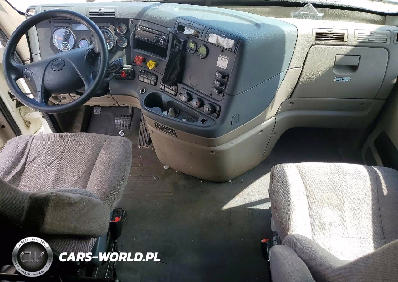 2015 Freightliner Cascadia 125 VIN:3AKJGLD56FSGR1436 - 8