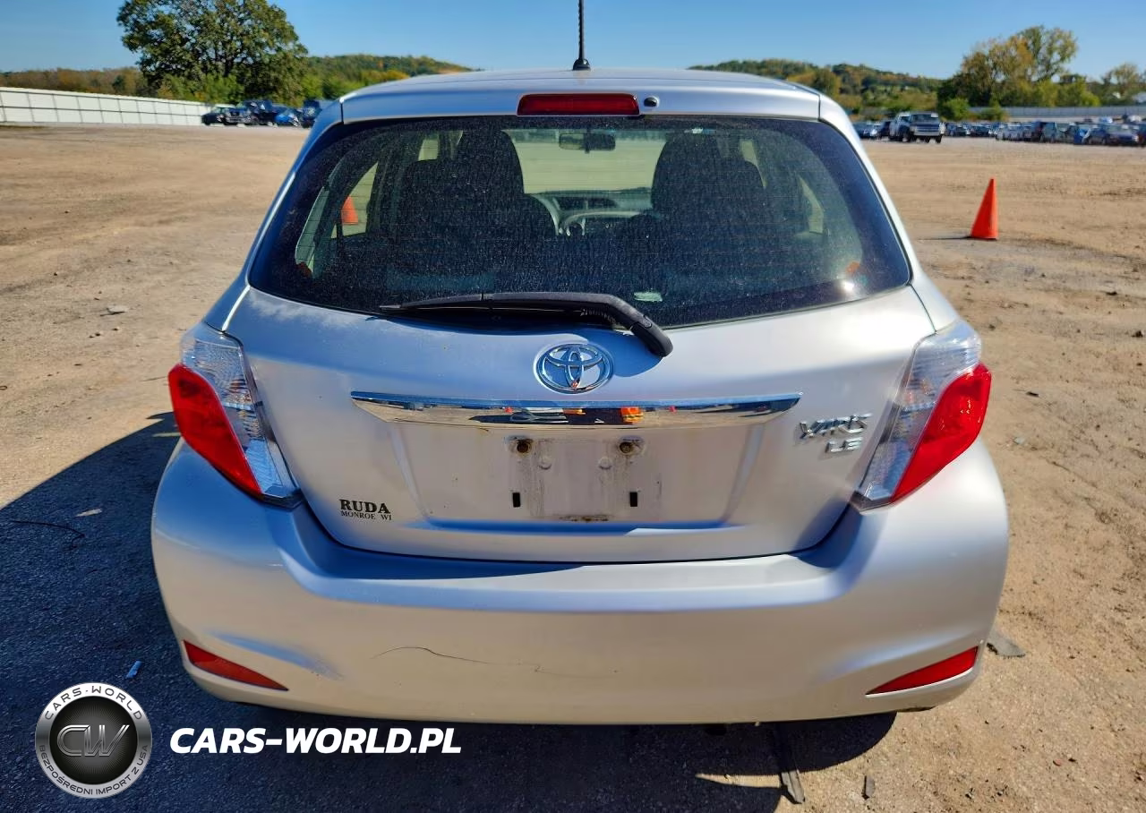 2013 Toyota Yaris 5-Door Le VIN:JTDKTUD39DD556995 - 6