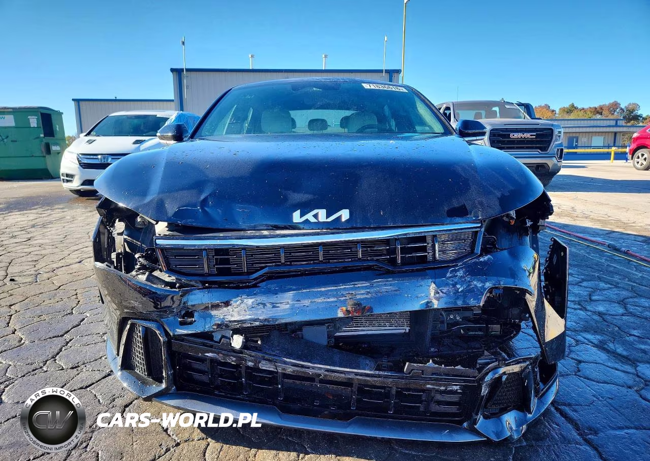 2025 Kia K4 Gt Line VIN:3KPFW4DE0SE045522 - 5