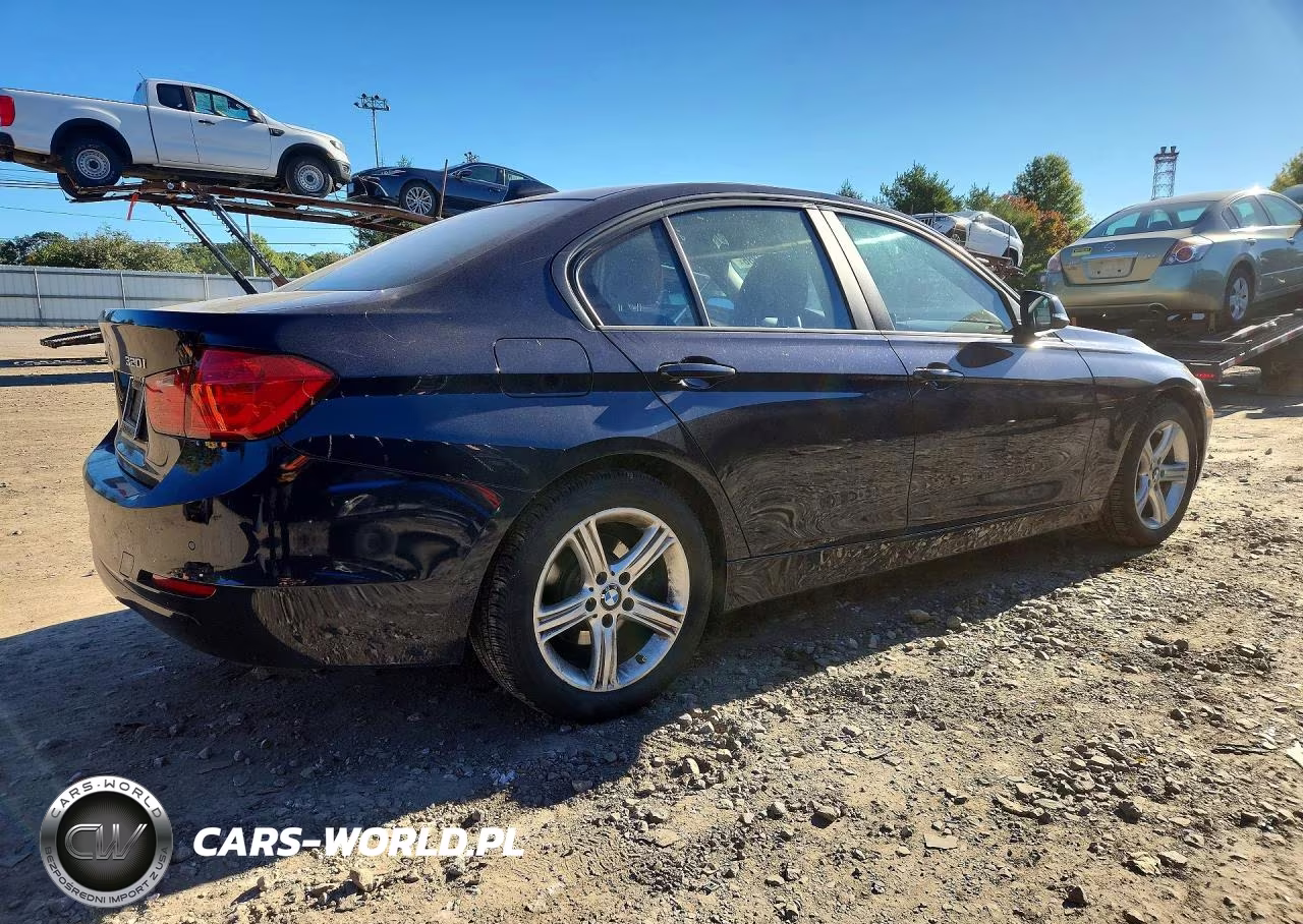 2014 BMW 320 I xDrive VIN:WBA3C3G57ENS70521 - 3