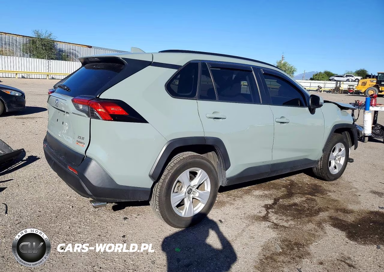 2019 Toyota Rav4 Xle VIN:JTMW1RFV1KD040968 - 3