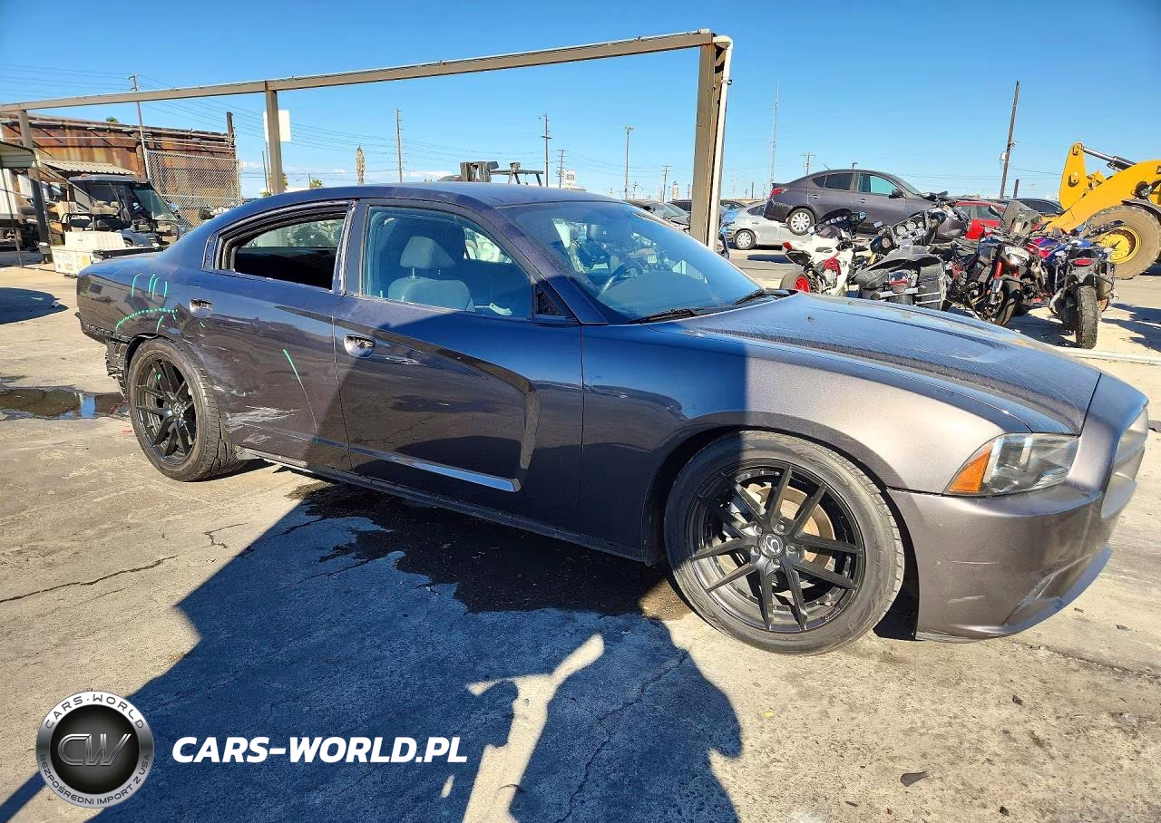 2013 Dodge Charger Se VIN:2C3CDXBG9DH571626 - 4