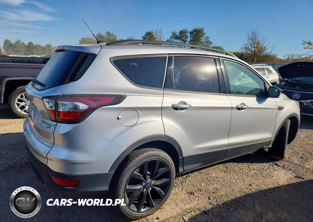 2017 Ford Escape Titanium VIN:1FMCU9JD5HUB41699 - 3