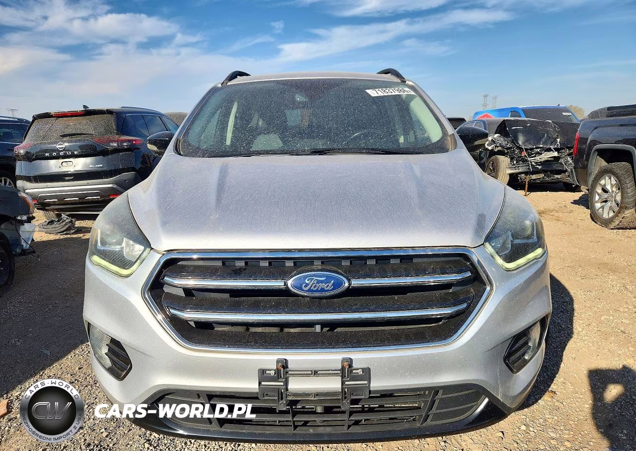 2017 Ford Escape Titanium VIN:1FMCU9JD5HUB41699 - 5