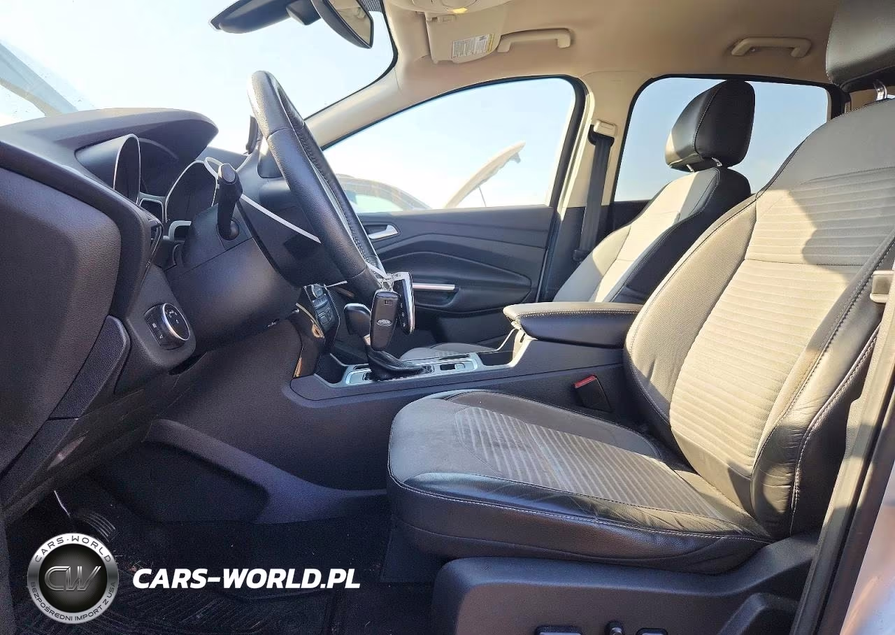 2017 Ford Escape Titanium VIN:1FMCU9JD5HUB41699 - 7