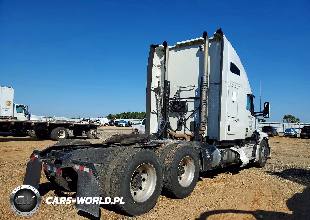 2023 Kenworth T680 Semi Truck VIN:1XKYD49X6PJ261513 - 3
