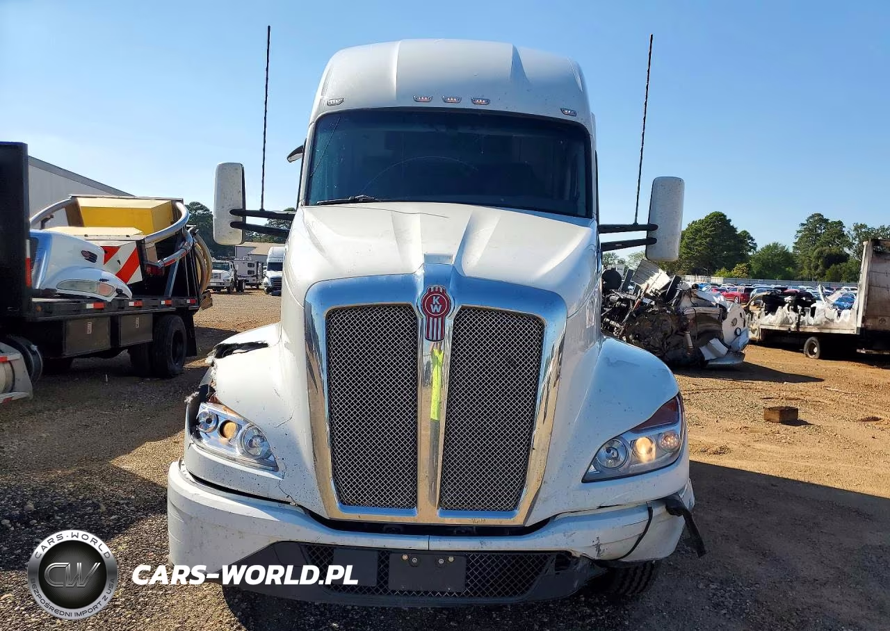 2023 Kenworth T680 Semi Truck VIN:1XKYD49X6PJ261513 - 5