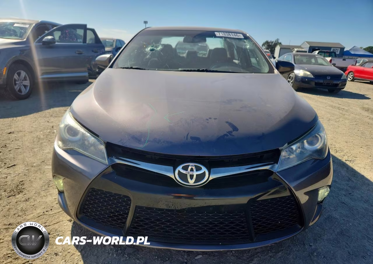 2015 Toyota Camry Le VIN:4T1BF1FK1FU489186 - 5