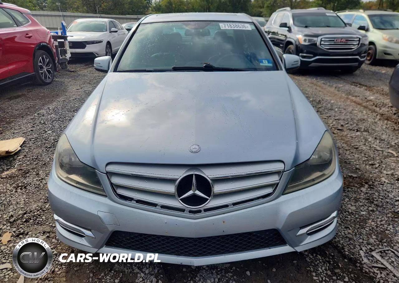 2013 Mercedes-Benz C 300 4Matic VIN:WDDGF8AB4DA832457 - 5