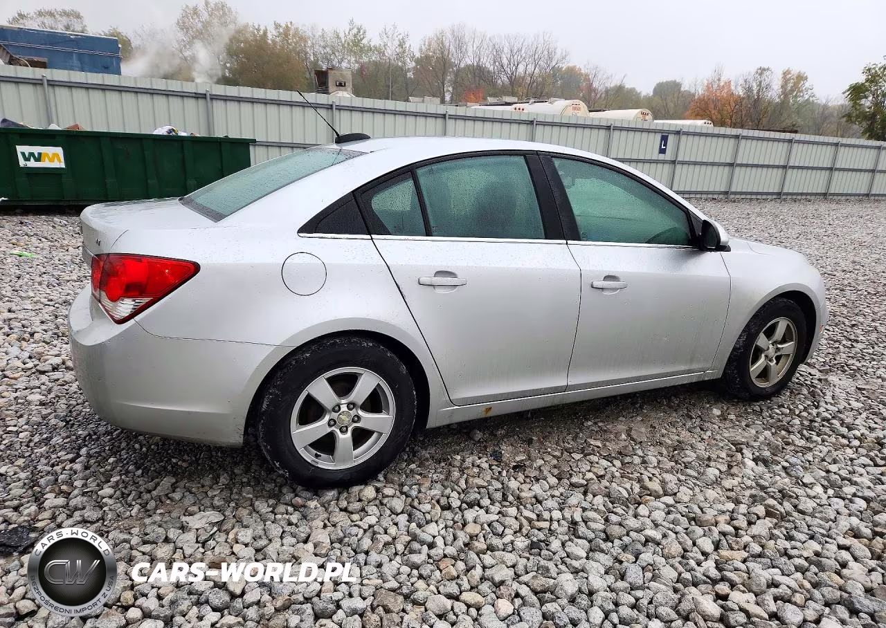 2015 Chevrolet Cruze Lt VIN:1G1PC5SB3F7192833 - 3