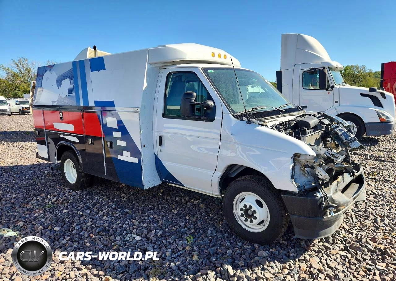 2024 Ford Econoline E350 Super Duty Cutaway Van VIN:1FDWE3FN3RDD42480 - 4
