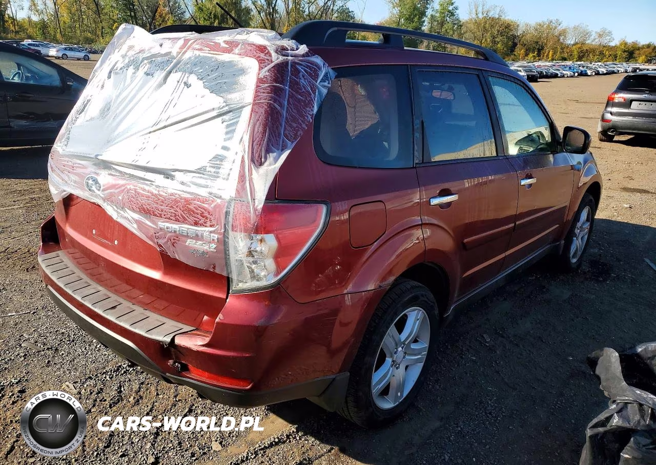2010 Subaru Forester 2.5X Premium VIN:JF2SH6CC8AH746274 - 3