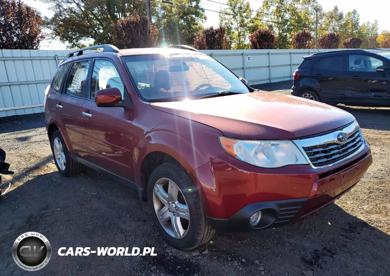 2010 Subaru Forester 2.5X Premium VIN:JF2SH6CC8AH746274 - 4