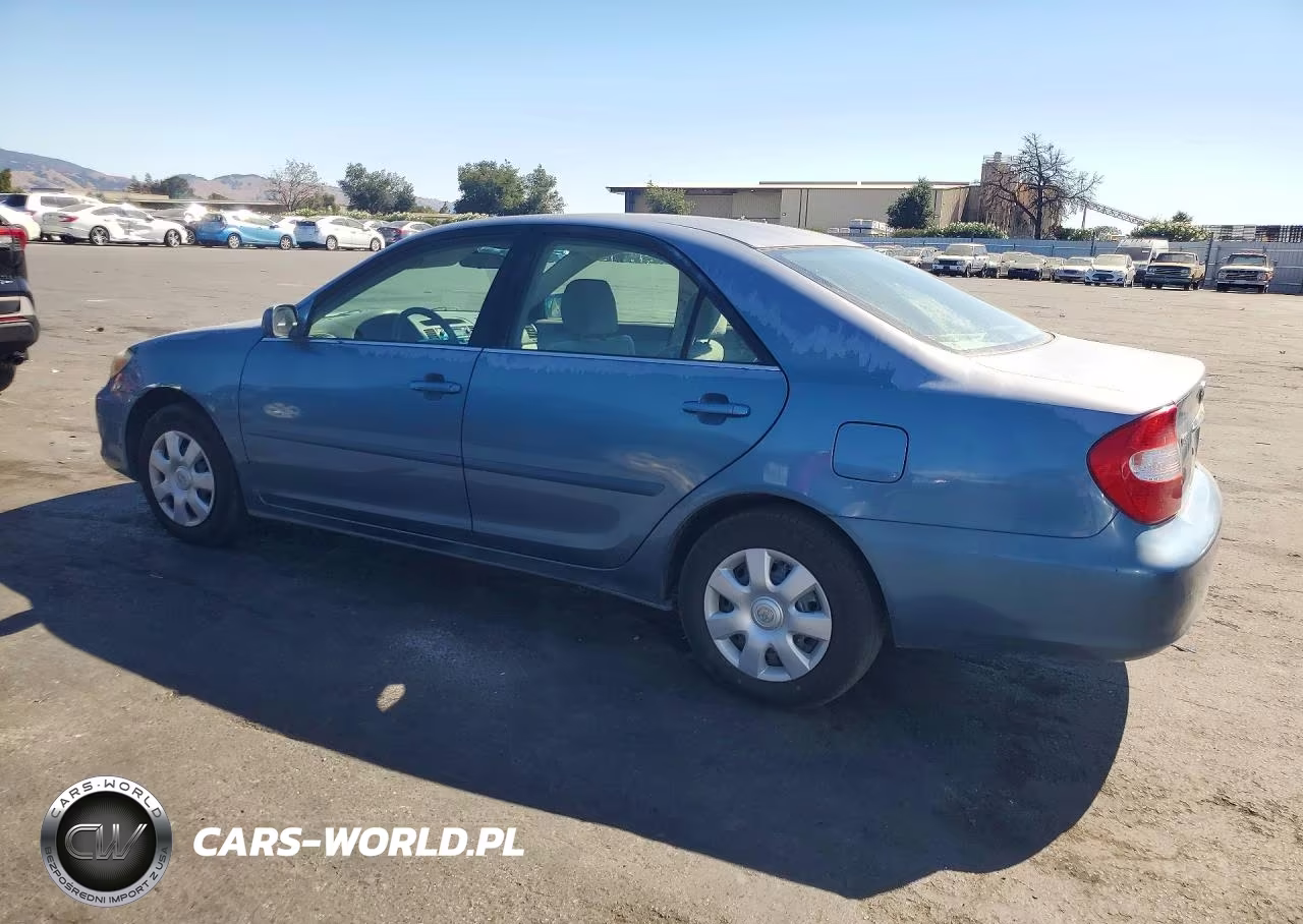 2004 Toyota Camry Le VIN:4T1BE32K44U801194 - 2