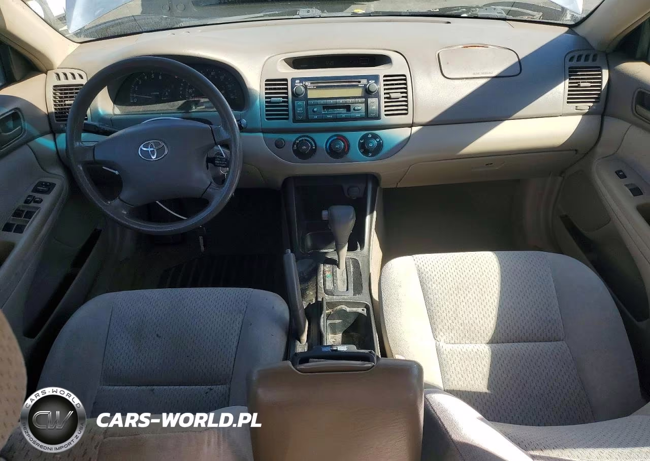 2004 Toyota Camry Le VIN:4T1BE32K44U801194 - 8