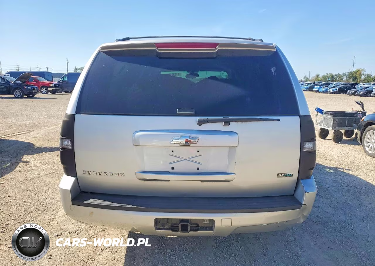 2010 Chevrolet Suburban K1500 Ls VIN:1GNUKHE35AR209512 - 6