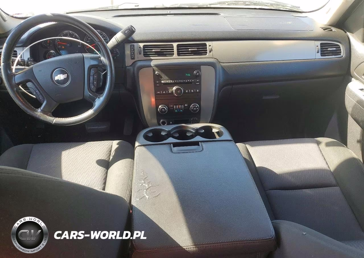 2010 Chevrolet Suburban K1500 Ls VIN:1GNUKHE35AR209512 - 8