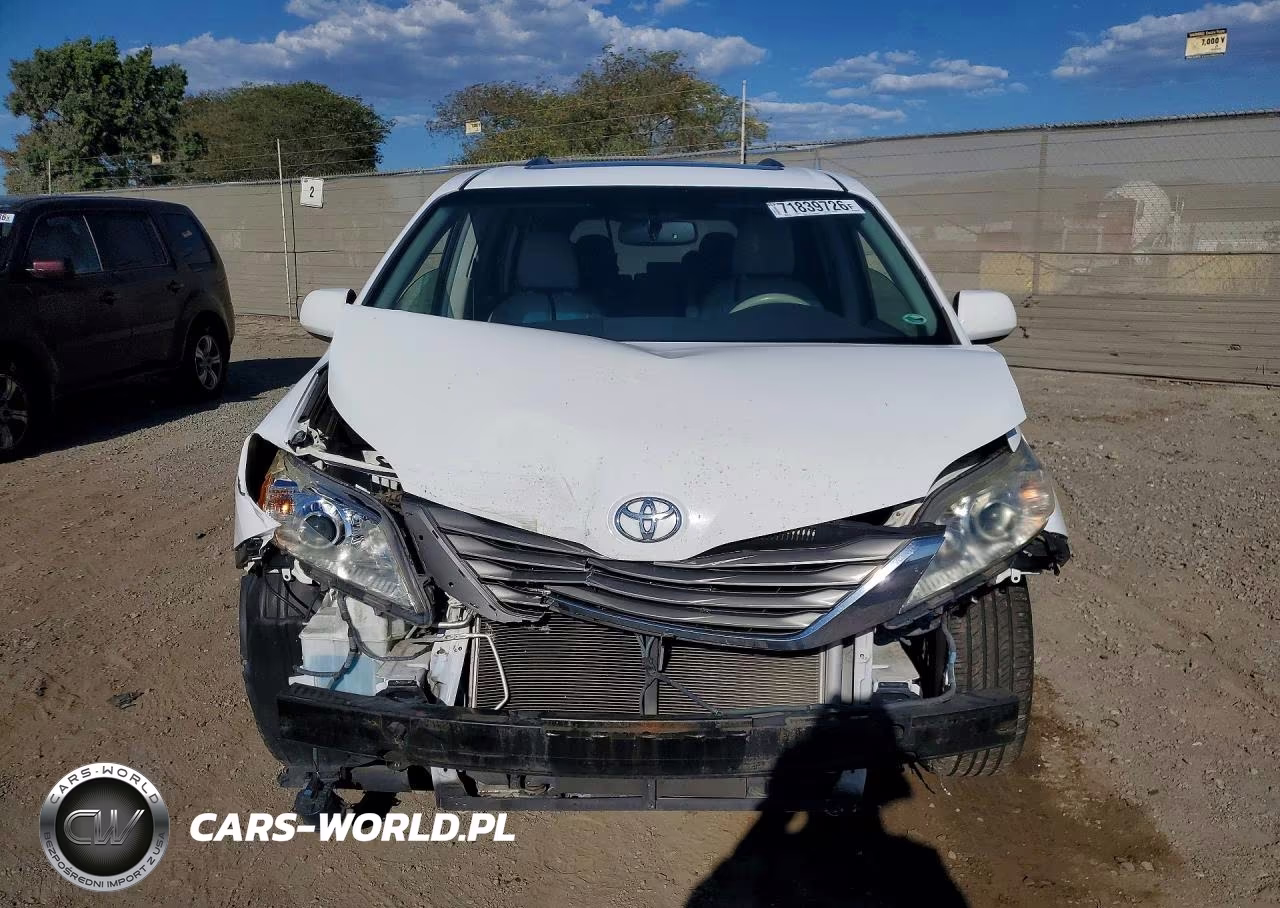 2014 Toyota Sienna Xle 8-Passenger VIN:5TDYK3DC1ES474174 - 5